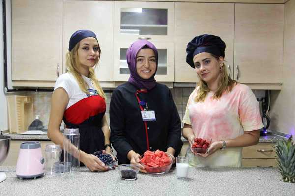 Smoothie İçecekler Yapımı Atölyesi