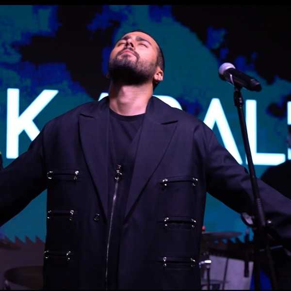 Ayberk Aşalı ile Türkçe Pop Gecesi